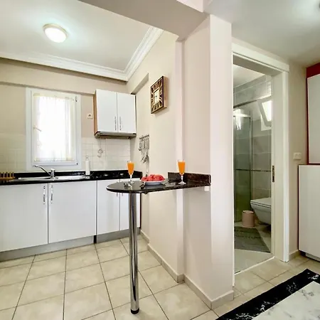 Sembol B2 * Φετιγιέ